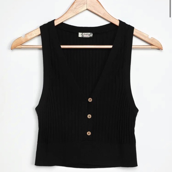 Free People Tops - 3/$25 🍍Free People Saturday Morning Black Knit Cropped Sleeveless Sweater